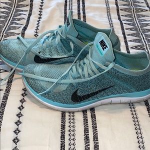 Nike Free Run 4.0 Flyknit 👟